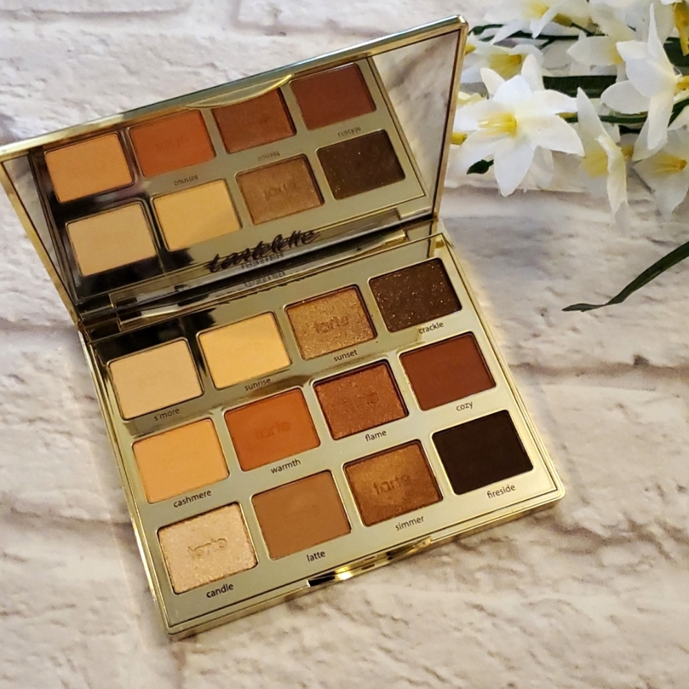 🌸TARTE TARTLETTE TOASTED PALETTE